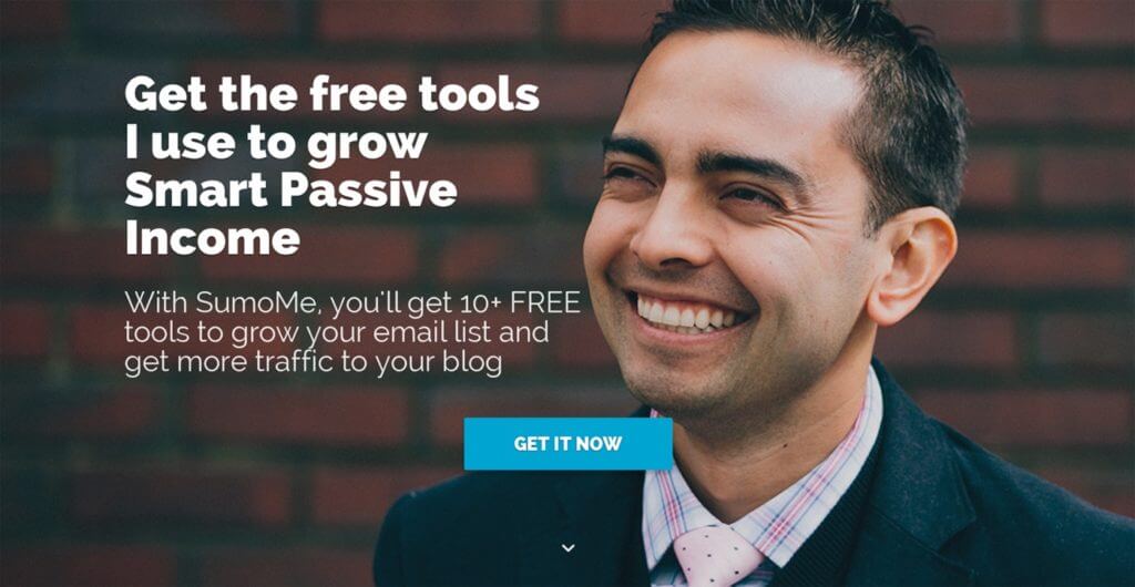 Headline reads "Get the free tools I use to grow Smart Passive Income" Subheadline reads "With SumoMe, you'll get 10+ FREE tools to grow your email list and get more traffic to your blog." Button reads "Get it now." The background image is a headshot of Pat Flynn.